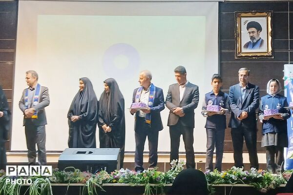 گردهمایی بزرگ خبرنگاران دانش آموز پانا در شهرستان شهریار و تجلیل از فعالان این عرصه