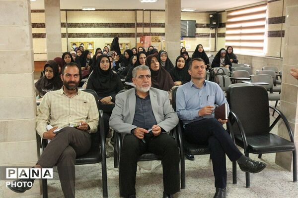 گام بلند آموزش‌و‌پرورش فیروزکوه در مسیر پژوهش‌محور کردن فرآیند یاددهی-یادگیری