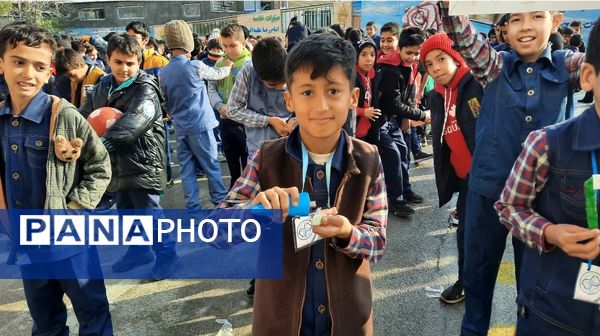 افتتاحیه سفیران سلامت در دبستان سرافراز ناحیه۷ مشهد 