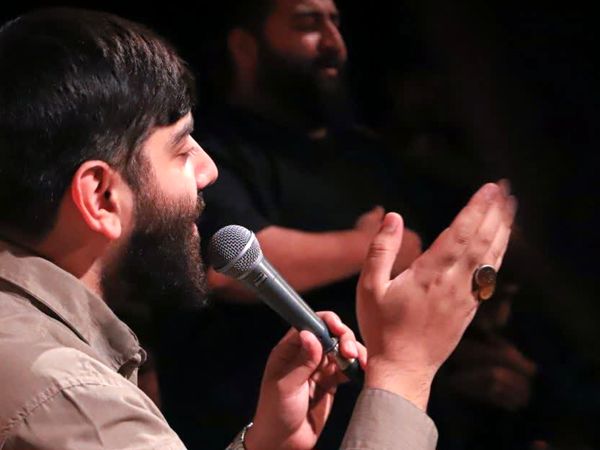 جلوه‌ای از اعتکاف دانش‌آموزی در مسجد امام علی‌بن‌ابی‌طالب (ع)