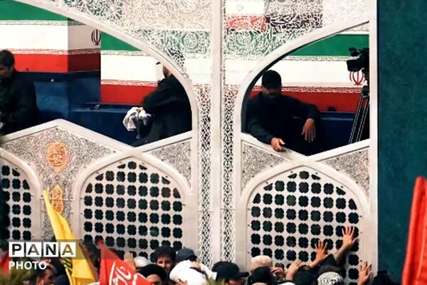 تشییع رهبر شهید انقلاب در کربلای معلی