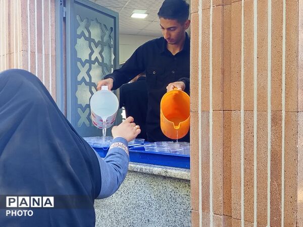 مراسم تشییع و خاکسپاری شهید اقتدار در لارستان