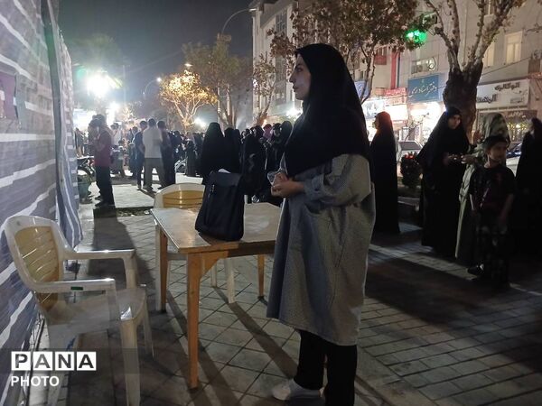 غرفه مشاوره در میدان هفت‌تیر؛ همراهی در لحظات حساس تصمیم‌گیری