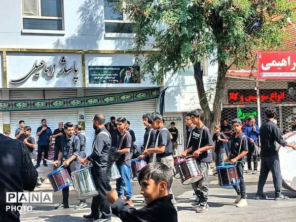 پیاده روی جاماندگان اربعین در باخرز