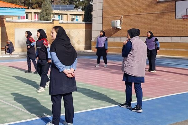 مسابقات ورزشی بین مدارس جام اقتدار ایران در دبیرستان نمونه‌دولتی ولایت