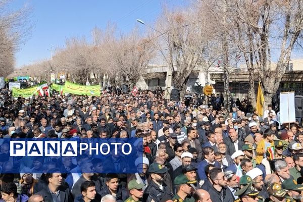 راهپیمایی ۲۲ بهمن در چهل و ششمین سالگرد پیروزی شکوهمند انقلاب اسلامی در شهرستان آباده