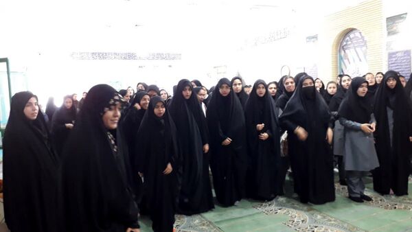 یادواره شهدای دانش‌آموزی در مدارس پسرانه و دخترانه اقلید  