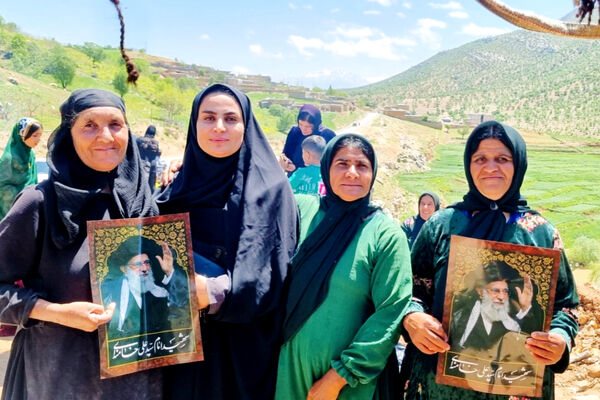 مهمان نوازی مردم انقلابی و غیور روستای پل بریده از مسئولین و رزمندگان