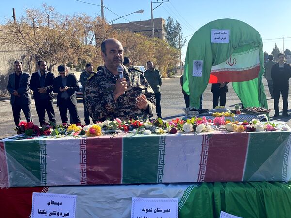 مراسم استقبال از شهید گمنام در شهرستان مه‌ولات