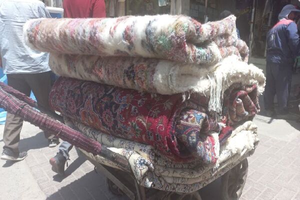 بازدید از بازار قدیمی فرش مشهد به‌مناسبت روز ملی فرش