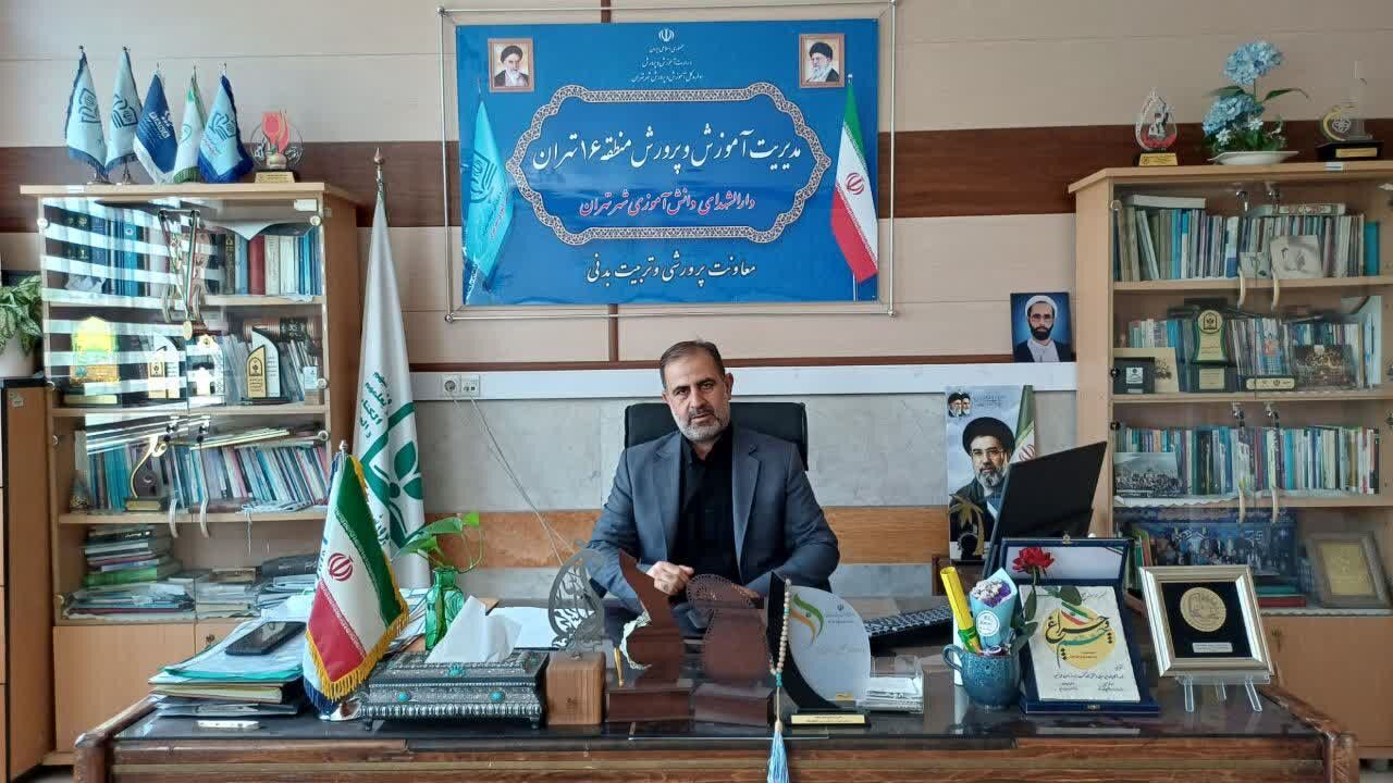 نماز در رشد فردی و اجتماعی دانش‌آموزان نقش بسزایی دارد