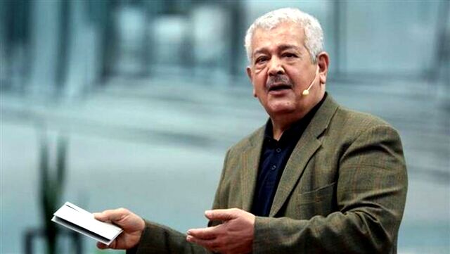 رضا فیاضی: باید ایستادگی کنیم