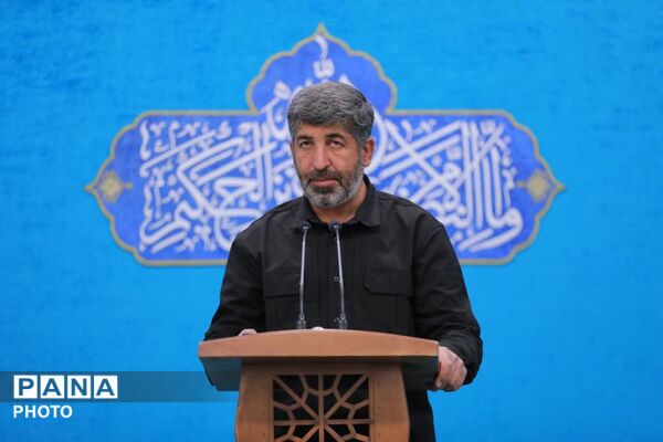 نماز جمعه ساوجبلاغ؛ تجلی معنویت، بصیرت و وحدت
