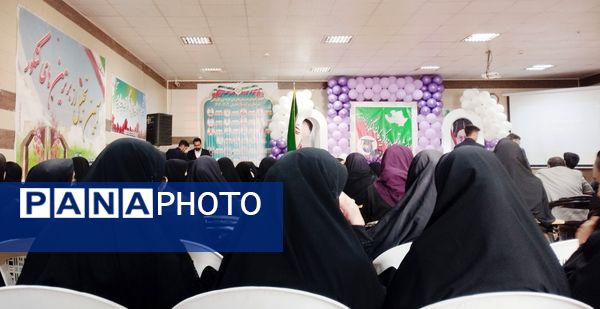 تجلیل از رتبه‌های برتر کنکور زیرکوه