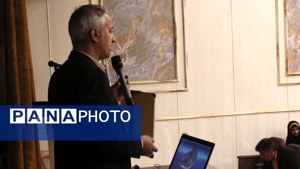 دوره آموزش خبر نویسی دختران ناحیه ۲ کرمان