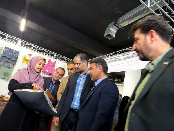 افتتاحیه نمایشگاه استانی به‌مناسبت هفته مشاغل در شهرستان بجنورد 