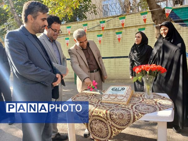 انتخابات شورای دانش‌آموزی در دبیرستان استقلال ناحیه ۶ مشهد