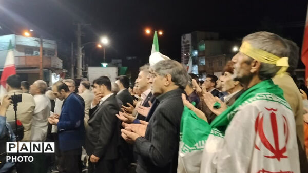 هفتاد وپنجمین حماسه کوهدشتی  ها، عشق به وطن و  رهبری