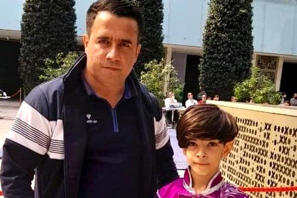 کسب مدال نقره مسابقات قهرمانی جوانان جهان توسط سید آرشام خلیل پور، دانش‌آموز آموزشگاه غفاری ناحیه دو شهرری 