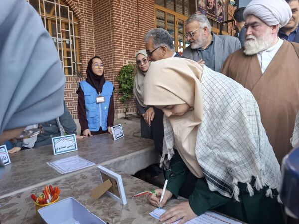 انتخابات شوراهای دانش‌آموزی در گلستان
