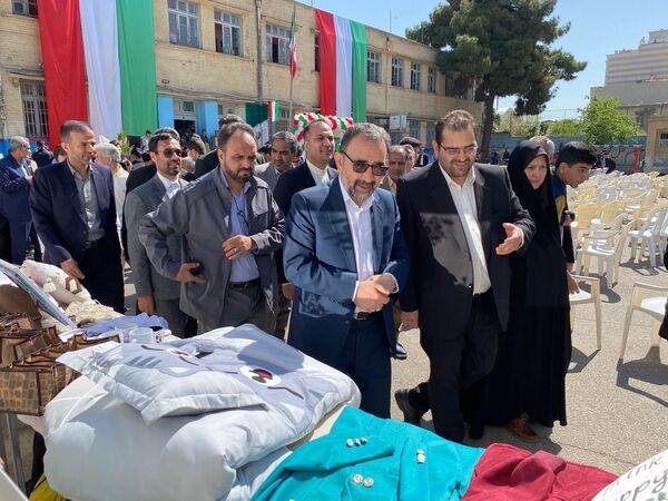  زنگ سپاس در هنرستان جلیل نصیرزاده آموزش و پرورش ناحیه یک