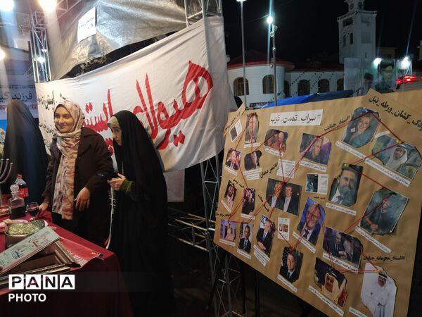 موکب‌ها در تجمعات شبانه میدان‌دار بودند