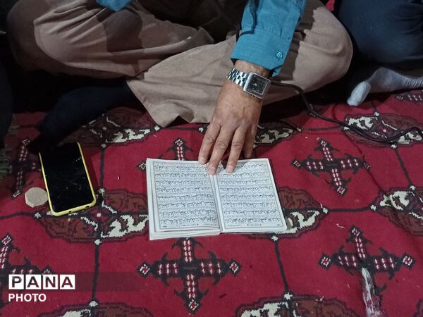 قرائت قرآن کریم در حسینیه شهدای شهر بار
