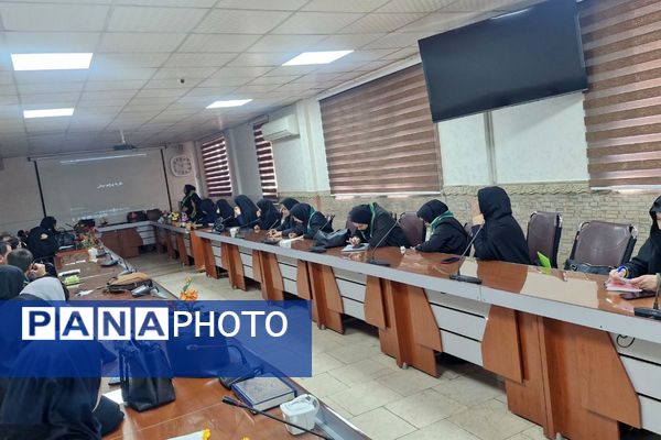 کارگاه آموزشی پیشتازان ویژه معاونین و مربیان پرورشی منطقه قرچک