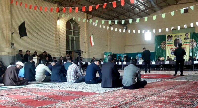 دیدار مردمی استاندار قم با اهالی روستاهای قنوات