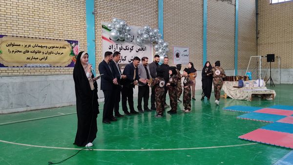 تجلیل از هنرجویان انجمن کونگ فو آزاد شهر دستنا