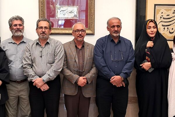 برگزاری نمایشگاه خوشنویسی به مناسبت هفته فرهنگی در ملارد 