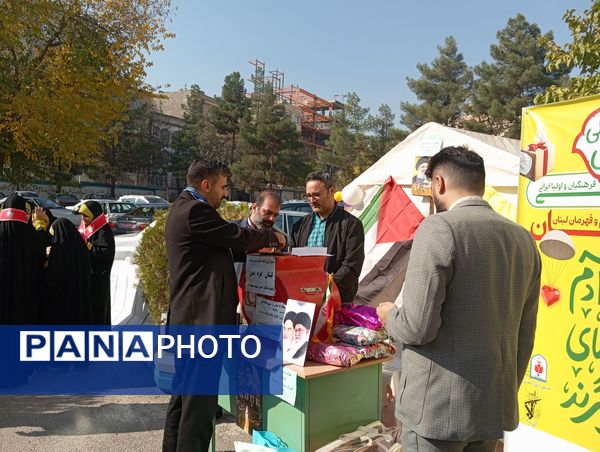 مشق همدلی دانش‌آموزان پیشتاز در آموزش و پرورش ناحیه ۶ مشهد 