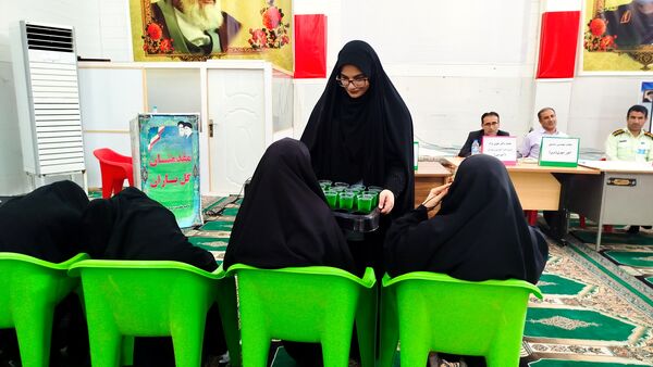 دانش‌آموزان در تریبون آزاد، نقدهای خود را به مسئولان مطرح کردند