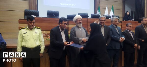 شورای اداری شهرستان کاشمر 