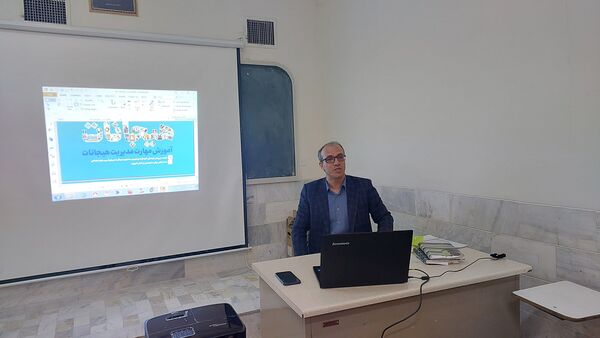 کارگاه توانمندسازی مدیران ناحیه یک زنجان در کانون سهروردی 