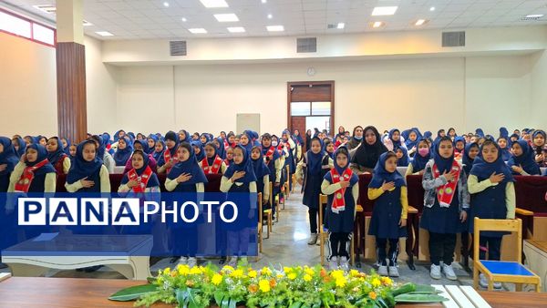 فریاد آزادی و همبستگی در دبستان آرمینه مصلی‌نژاد