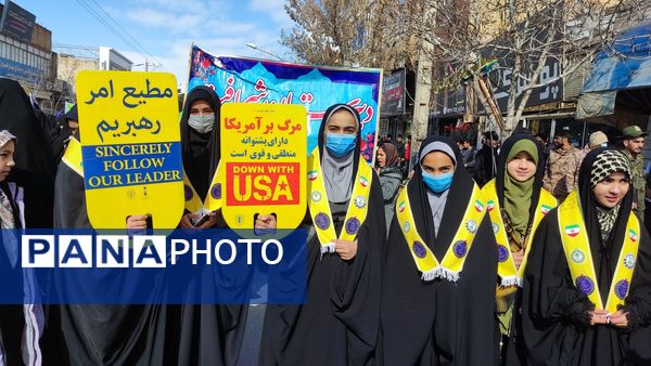 راهپیمایی باشکوه یوم الله ۲۲بهمن در شهرستان خواف