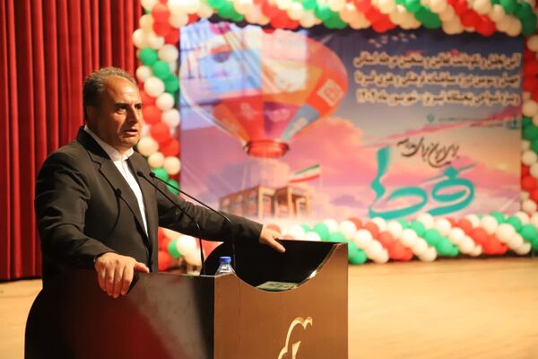 آیین نکوداشت منتخبین مرحله استانی چهل و سومین دوره مسابقات فرهنگی و هنری فردا