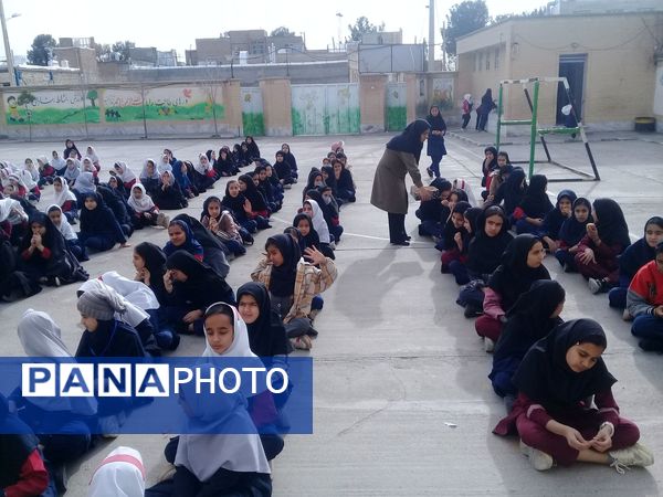 جشن میلاد امام زمان(عج)در دبستان توحید 