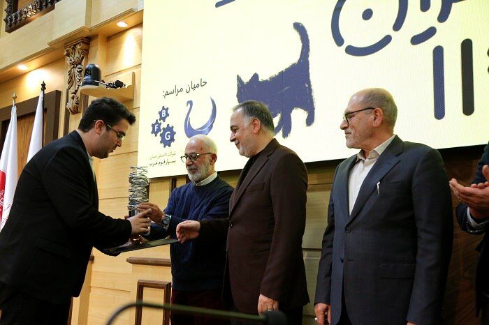 دولت حذف پیمان سپاری ارزی در صادرات به کشورهای همسایه را بررسی کند