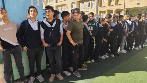 تشییع پیکر شهید گمنام در دبیرستان پویا یاسوج