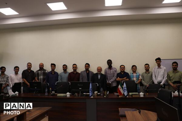 حضور منوچهر متکی در جمع دانشجویان جامعه اسلامی دوره تشکیلاتی مدرسه حکمرانی گام دوم