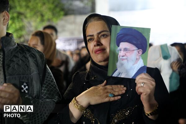  ادای احترام به ارتحال رهبر معظم انقلاب