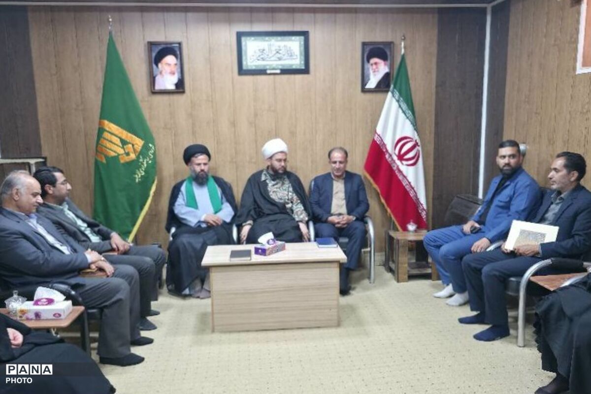 دانش‌آموزان، محور مشترک برنامه‌های امامت جمعه و سازمان دانش‌آموزی هستند