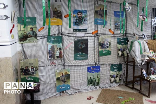  نمایشگاه فرهنگی هنری در هنرستان شهدای گمنام پرند