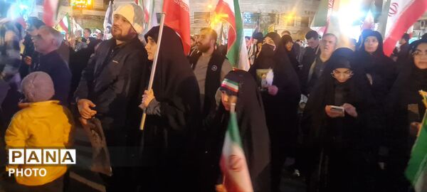 موکب‌های مردمی در راهپیمایی‌های اقتدار قم