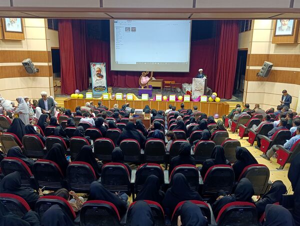 مراسم تجلیل از معلمان شهرستان فراشبند