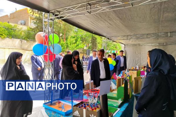 آیین زنگ سپاس معلم در شیراز