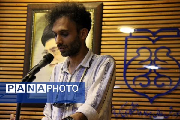 نشست ادبی «عصر دلنشین» در کرمانشاه