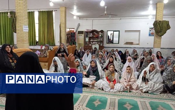 تجلی معنویت و پیوند مادر و دختری در اعتکاف مسجد جامع رامیان